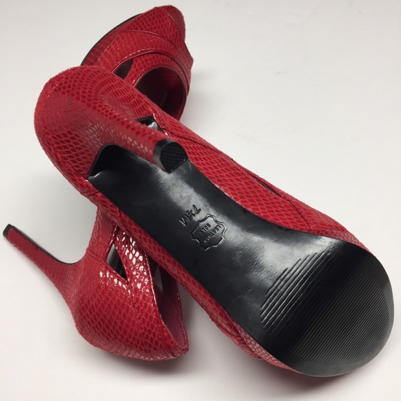 White House Black Market Callie Peep Toe Heel, 7.5 - Picture 7 of 8